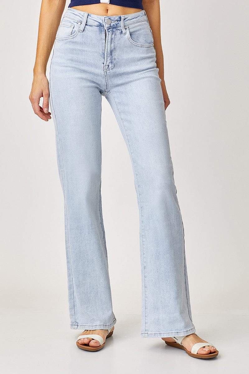 Risen 90's High Rise Wide Leg Jeans •Light Wash•