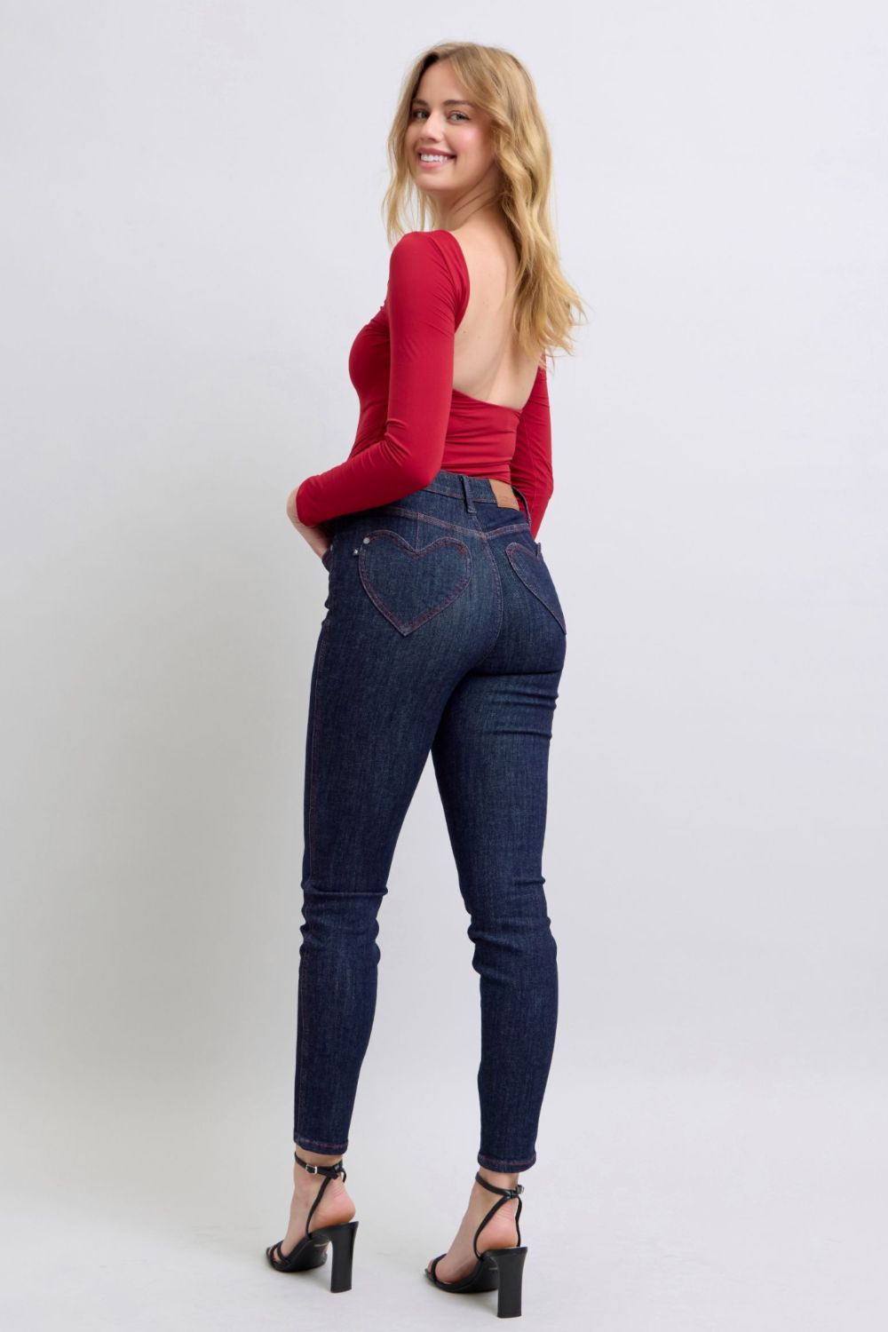 Judy Blue Heart Shaped Back Pockets Skinny Jeans *ONLINE EXCLUSIVE*