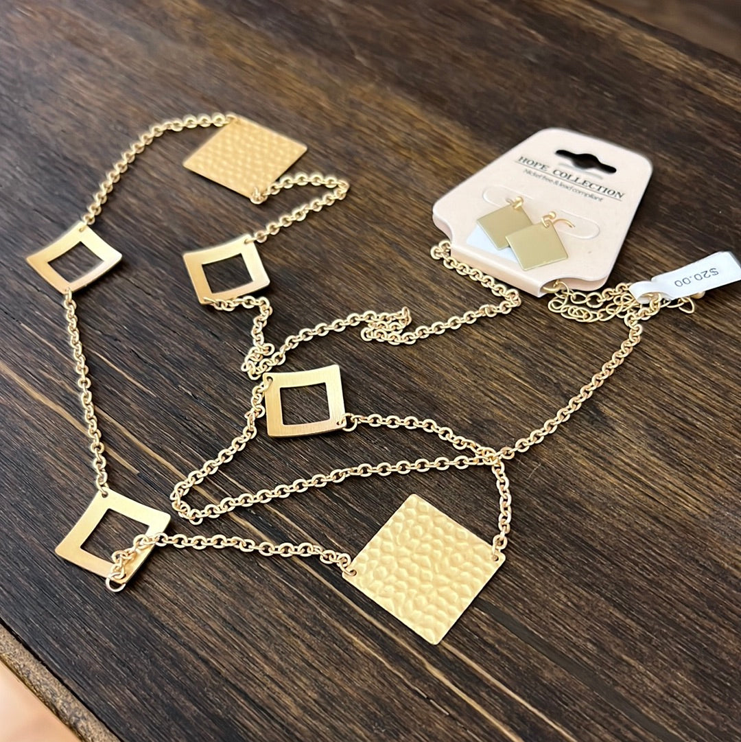 Gold Square Necklace Set