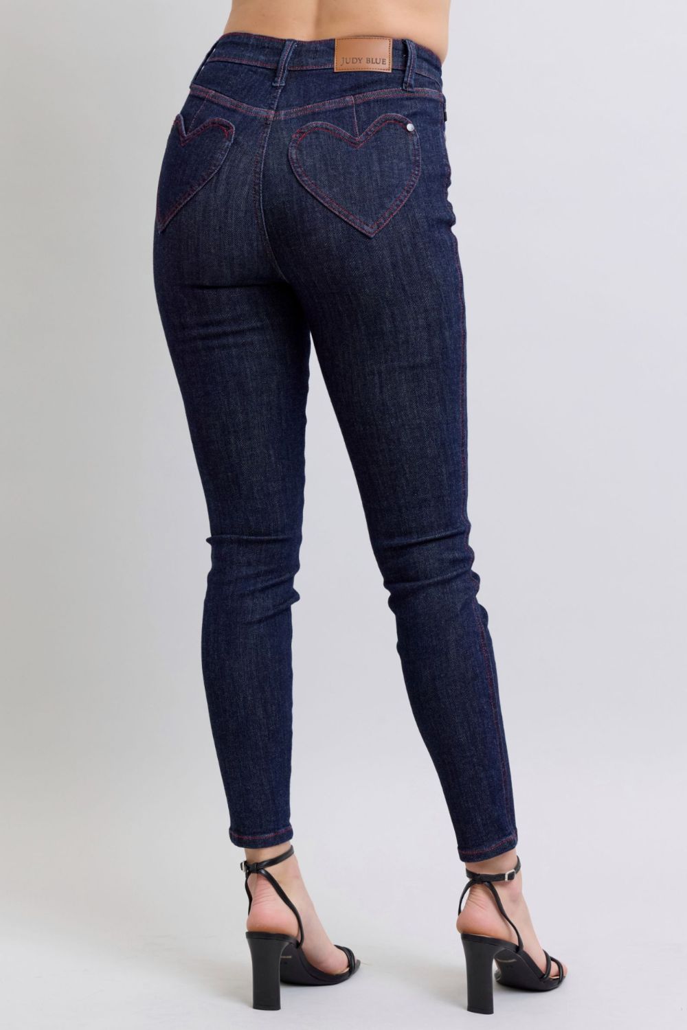 Judy Blue Heart Shaped Back Pockets Skinny Jeans *ONLINE EXCLUSIVE*