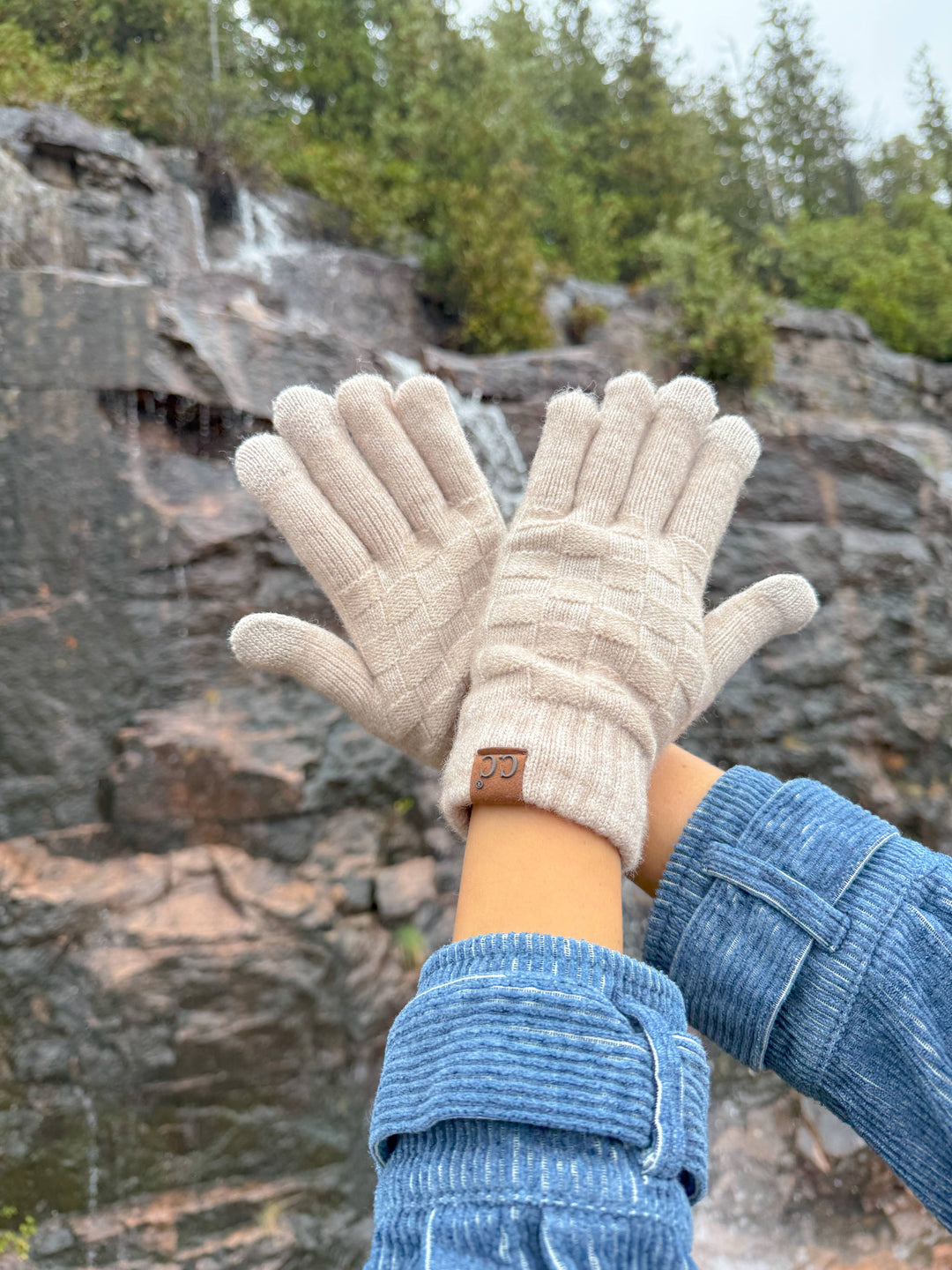 Woven Checkered Texture C.C Gloves GLC0094: Ivory