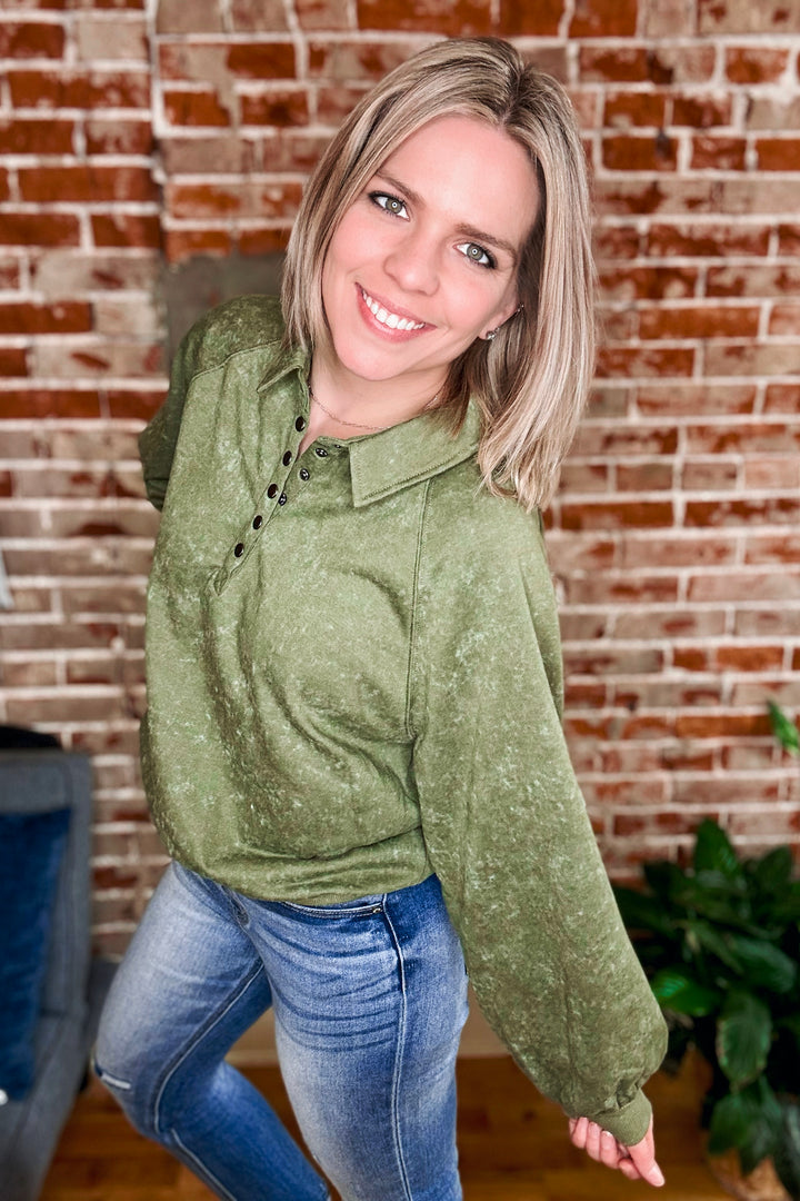 Acid Wash Half Snap Long Sleeve Sweatshirt •Olive•