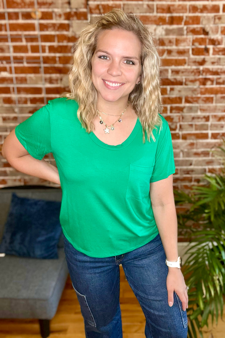 Basic Short Sleeve Scoop Neck Tee •Kelly Green•