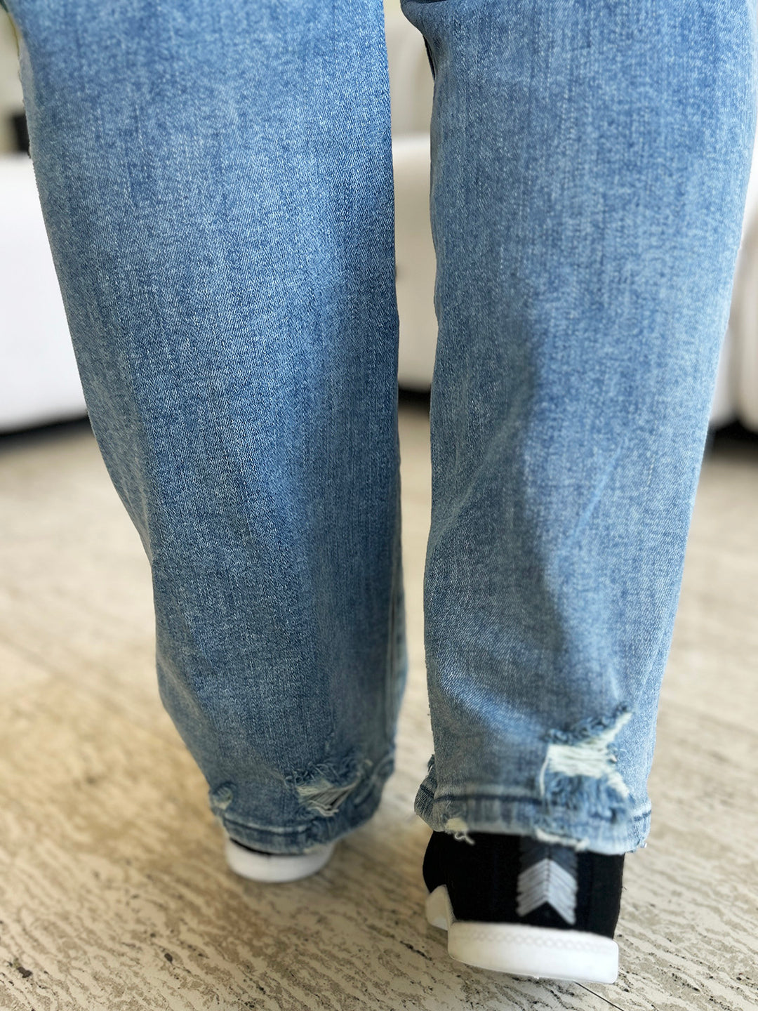 Judy Blue High Waist Distressed Straight Jeans *ONLINE EXCLUSIVE*