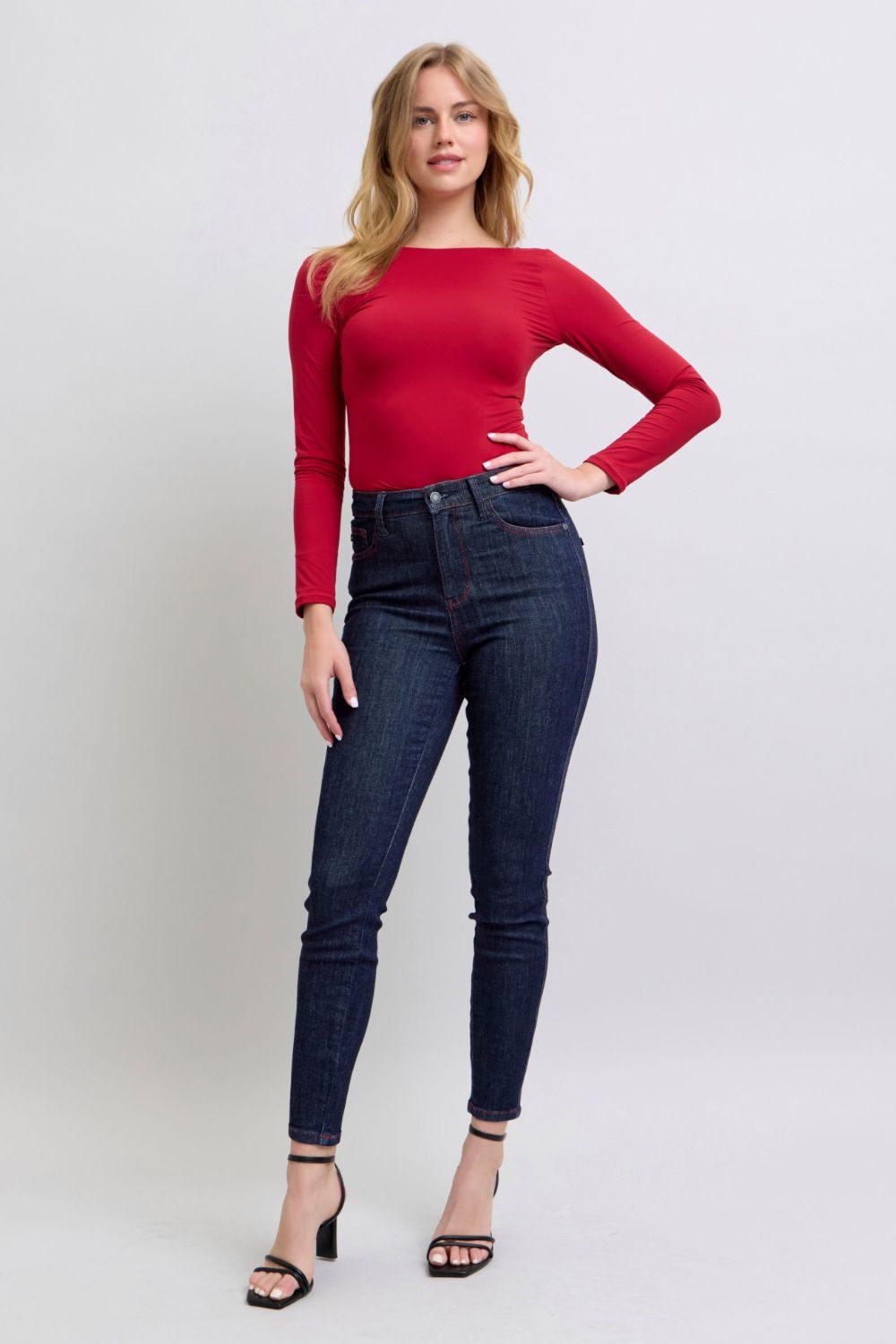 Judy Blue Heart Shaped Back Pockets Skinny Jeans *ONLINE EXCLUSIVE*