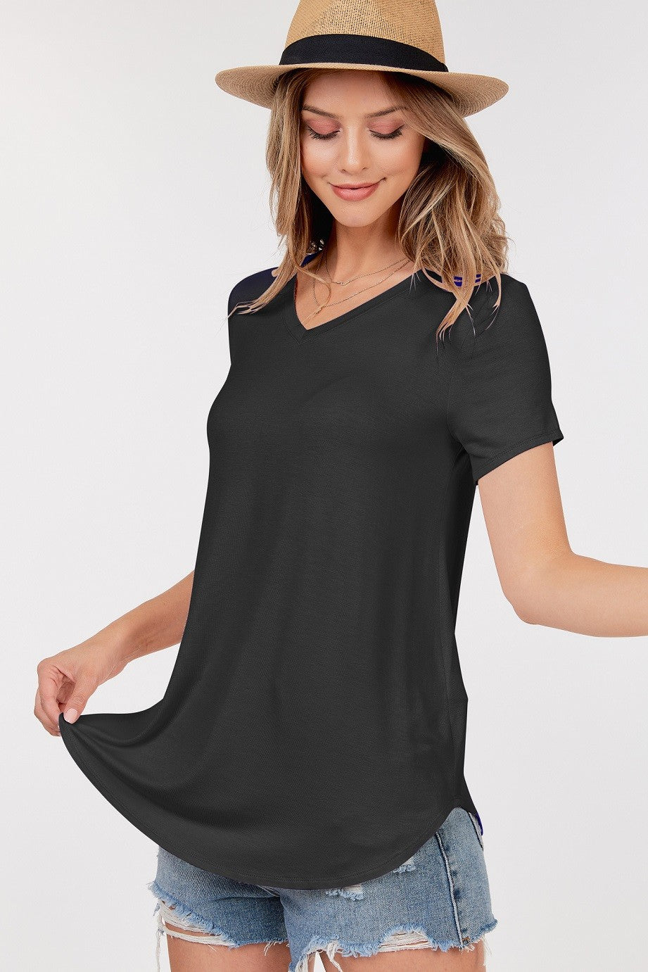 Basic Short Sleeve V-Neck Tee •Black•