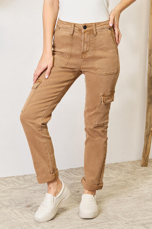 Risen High Waist Straight Jeans with Cargo Pockets